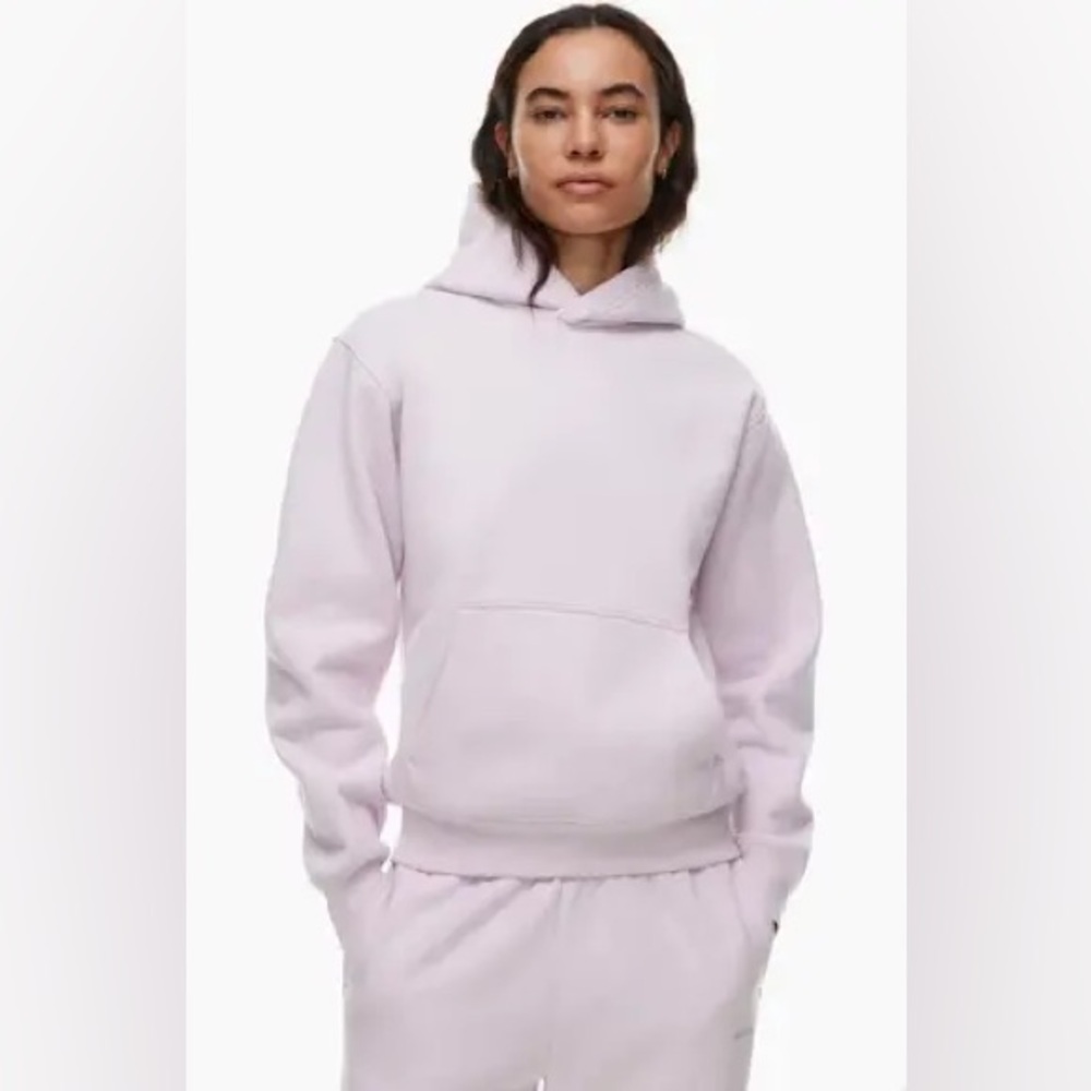 Aritzia TNA Perfect Fleece Sugarplum Lilac Women’s Pullover Hoodie